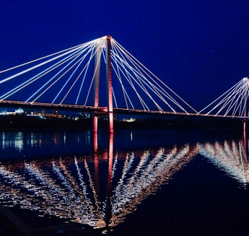 DMX-оборудование компании «Сандракс» стало частью системы освещения Вантового (Виноградовского) моста и Большого концертного зала в Красноярске